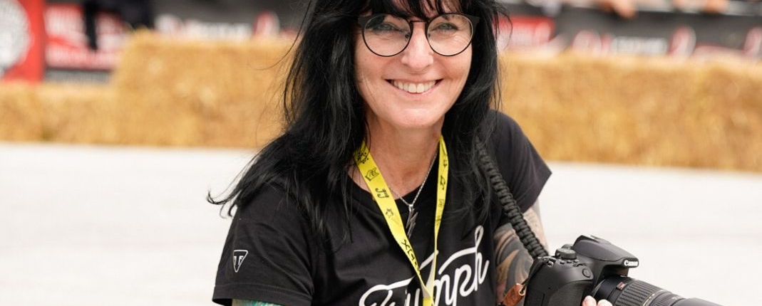 Sandra beim Fotografieren